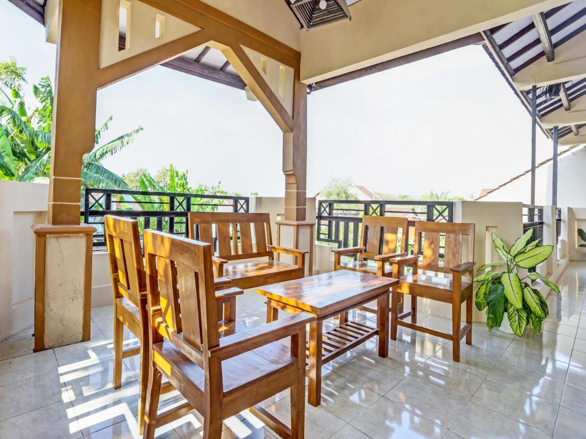Oyo 91261 Cita Suraya Homestay Banyuwangi  Exterior photo