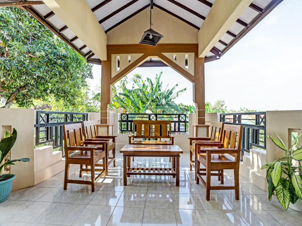 Oyo 91261 Cita Suraya Homestay Banyuwangi  Exterior photo